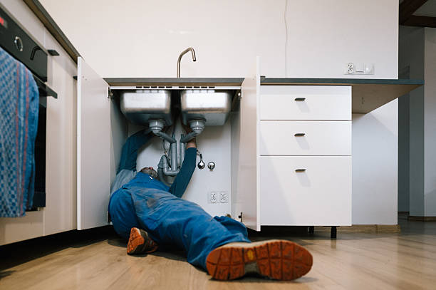 Professional Leak Detection technician working in Salem, NJ